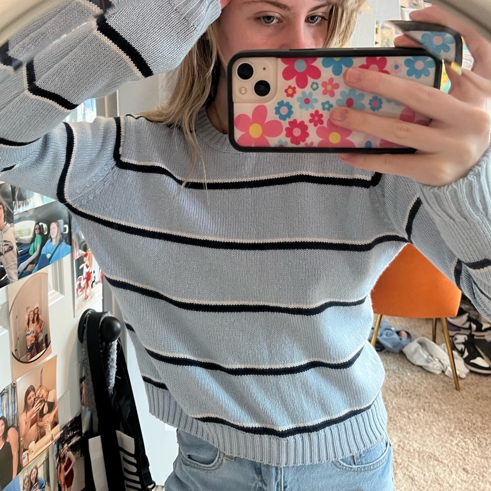 old brandy melville sweater